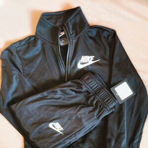 Nike 2 piece tracksuit Black with white logo -Size 7 Large